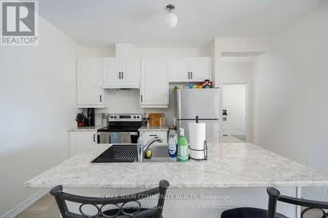 15 Valleybrook Road Barrie ON L9J 1L4