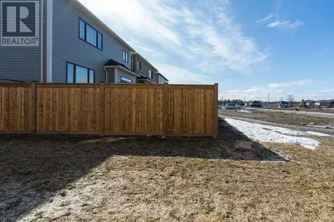 15 Valleybrook Road Barrie ON L9J 1L4