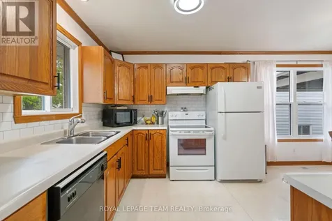1728 Branch Drive Cornwall ON K6J 5S9