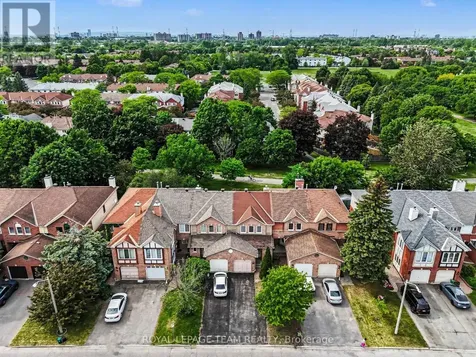 36 Southport Drive Ottawa ON K1T 3E7