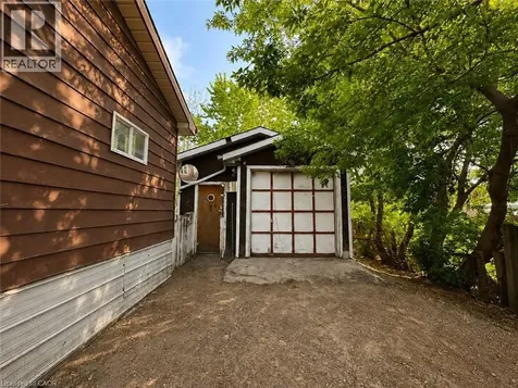 27 Oak Street Kitchener ON N2G 1L4