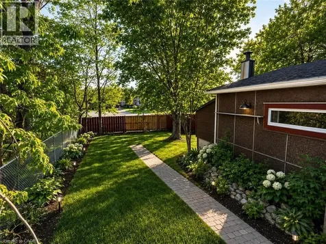 27 Oak Street Kitchener ON N2G 1L4