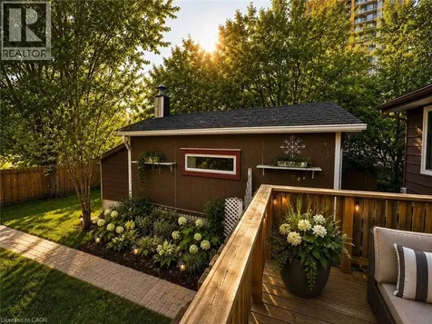 27 Oak Street Kitchener ON N2G 1L4