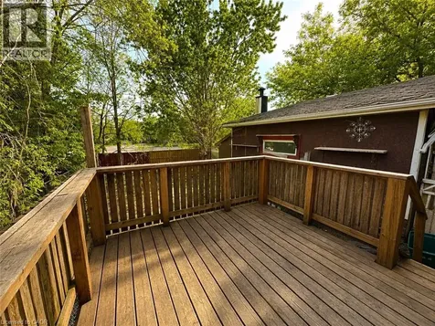 27 Oak Street Kitchener ON N2G 1L4