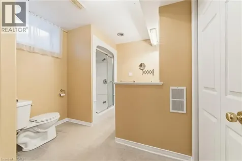 296 Autumn Crescent Welland ON L3C 7K1