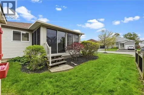 296 Autumn Crescent Welland ON L3C 7K1