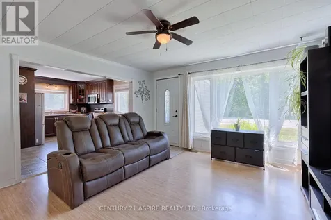 64 Laurentian Drive Petawawa ON K8H 2M3