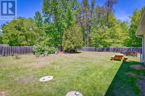 64 Laurentian Drive Petawawa ON K8H 2M3