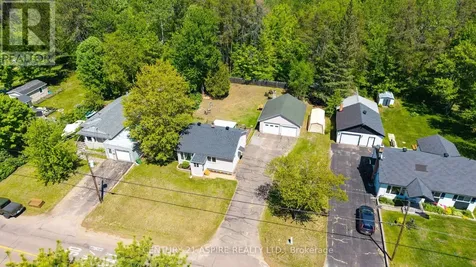 64 Laurentian Drive Petawawa ON K8H 2M3