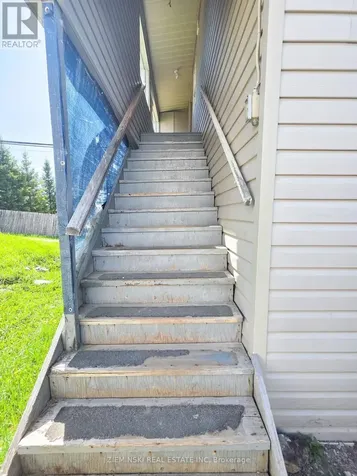 115 Pollock Street Kirkland Lake ON P2N 1Z1