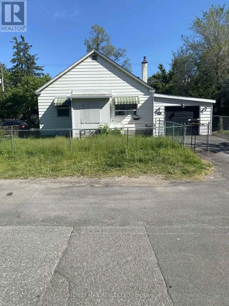 1424 Rosenthal Avenue Carlington Avenue Ottawa ON K1Z 8H9