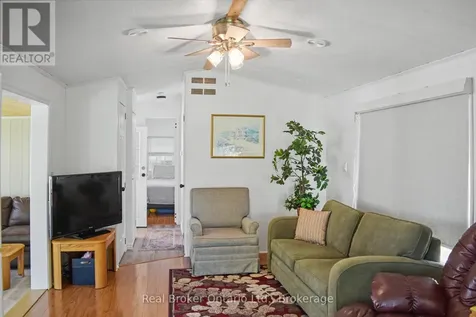 13 Southline Avenue Huron-kinloss ON N2Z 2X5