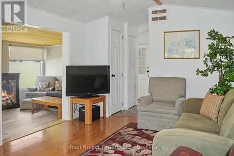 13 Southline Avenue Huron-kinloss ON N2Z 2X5