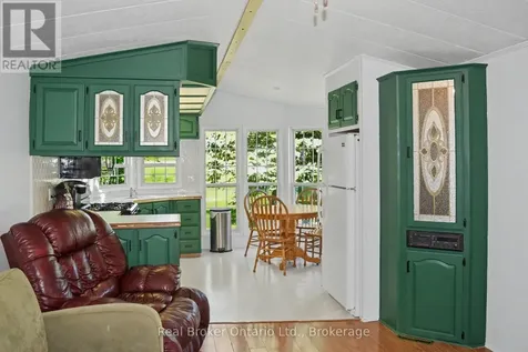 13 Southline Avenue Huron-kinloss ON N2Z 2X5