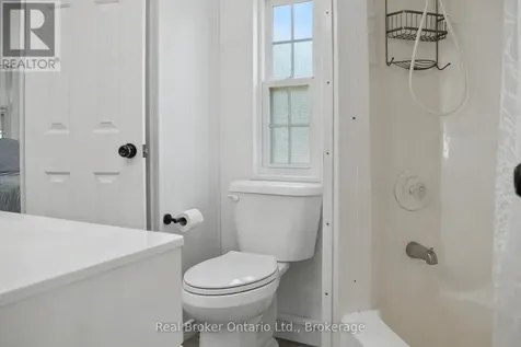 13 Southline Avenue Huron-kinloss ON N2Z 2X5