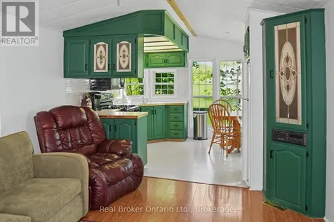 13 Southline Avenue Huron-kinloss ON N2Z 2X5