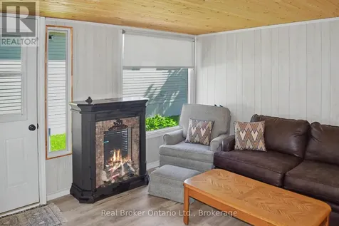 13 Southline Avenue Huron-kinloss ON N2Z 2X5