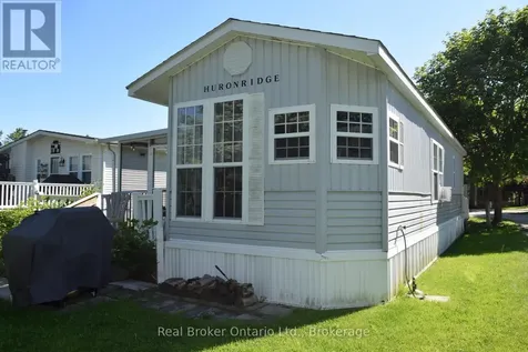 13 Southline Avenue Huron-kinloss ON N2Z 2X5