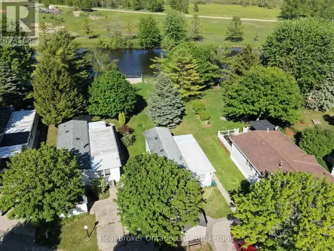 13 Southline Avenue Huron-kinloss ON N2Z 2X5