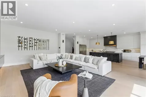 95 Pondcliffe Drive Kitchener ON N2R 0M3