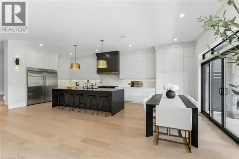 95 Pondcliffe Drive Kitchener ON N2R 0M3