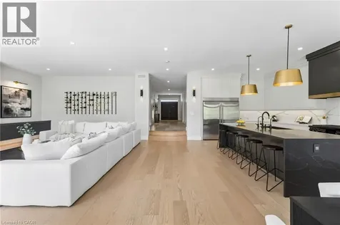 95 Pondcliffe Drive Kitchener ON N2R 0M3
