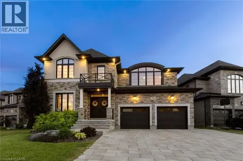 95 Pondcliffe Drive Kitchener ON N2R 0M3