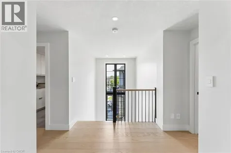 95 Pondcliffe Drive Kitchener ON N2R 0M3