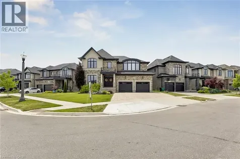 95 Pondcliffe Drive Kitchener ON N2R 0M3