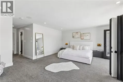 95 Pondcliffe Drive Kitchener ON N2R 0M3