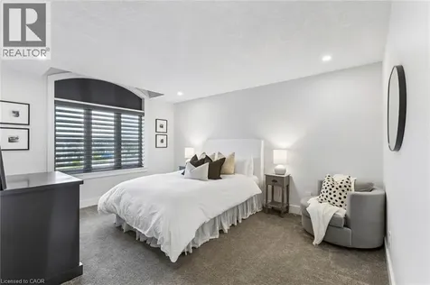 95 Pondcliffe Drive Kitchener ON N2R 0M3