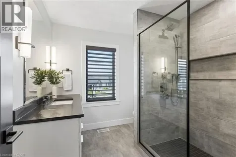 95 Pondcliffe Drive Kitchener ON N2R 0M3