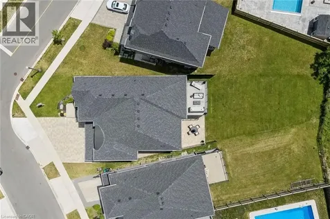95 Pondcliffe Drive Kitchener ON N2R 0M3