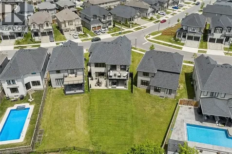 95 Pondcliffe Drive Kitchener ON N2R 0M3