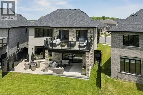95 Pondcliffe Drive Kitchener ON N2R 0M3