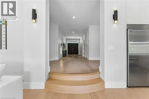 95 Pondcliffe Drive Kitchener ON N2R 0M3