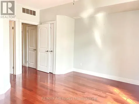 555 King Street East Kitchener ON N2G 2L9