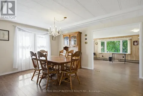 31 Linden Lane Innisfil ON L9S 1N8