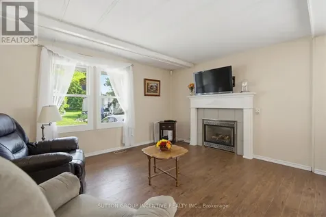 31 Linden Lane Innisfil ON L9S 1N8