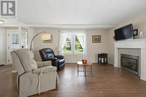 31 Linden Lane Innisfil ON L9S 1N8