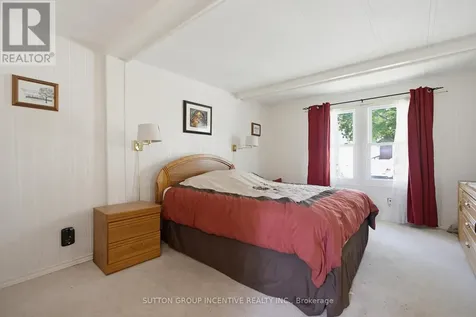 31 Linden Lane Innisfil ON L9S 1N8