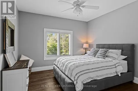 49 Sydenham Trail West Clearview ON L0M 1H0