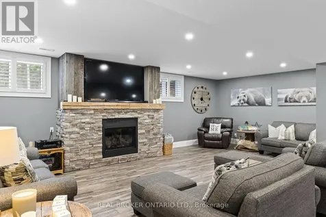 49 Sydenham Trail West Clearview ON L0M 1H0