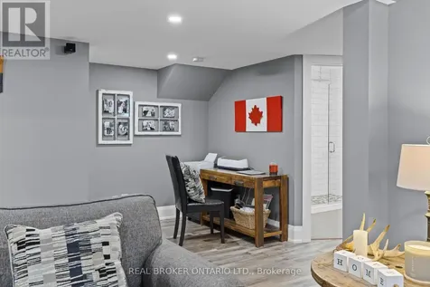 49 Sydenham Trail West Clearview ON L0M 1H0