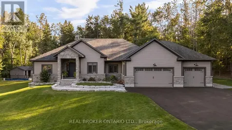 49 Sydenham Trail West Clearview ON L0M 1H0