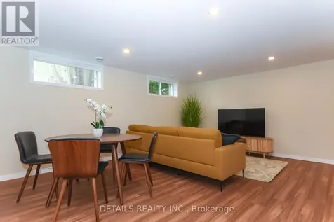 2364 Cheshire Road Ottawa ON K2C 1G3