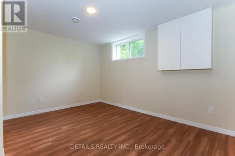 2364 Cheshire Road Ottawa ON K2C 1G3