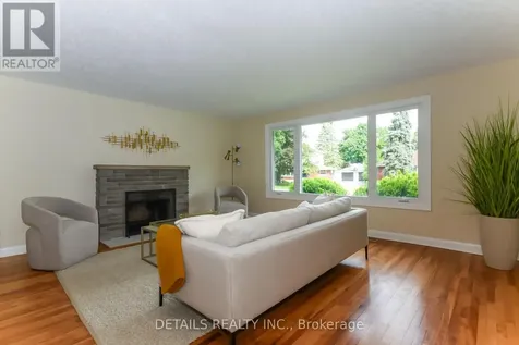 2364 Cheshire Road Ottawa ON K2C 1G3