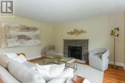 2364 Cheshire Road Ottawa ON K2C 1G3