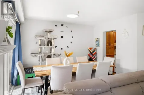 5953 Pineglade Crescent Ottawa ON K1W 1G9